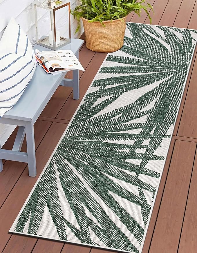 Tropical Leaves Nature Inspired Indoor/Outdoor Area Rug 5' x 7' Black
