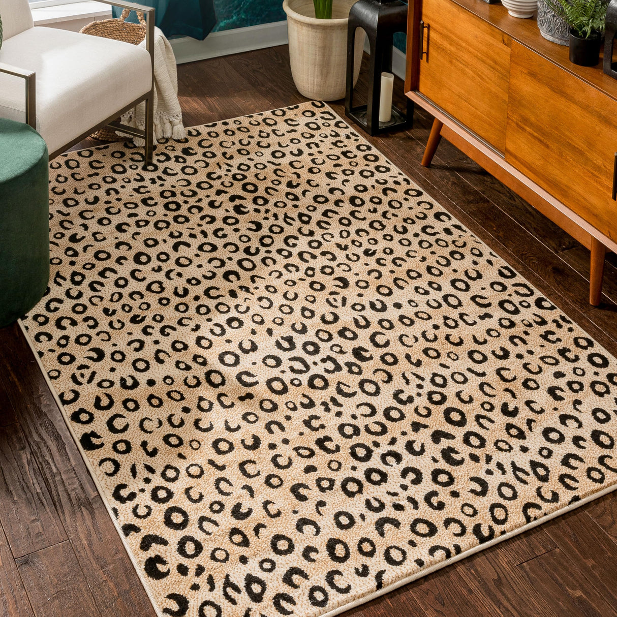 Dulcet Leopard Black Ivory Animal Print Area Rug 7'10" x 9'10"