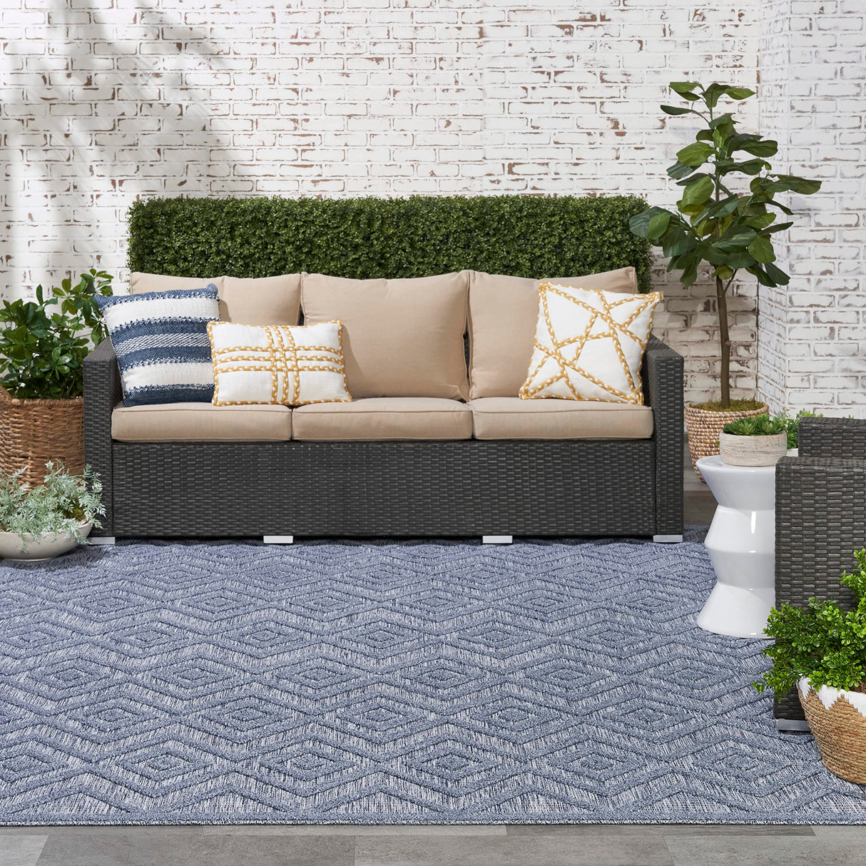 Versatile Indoor/Outdoor Denim Blue 7' x 10' Area Rug, Easy Cleaning