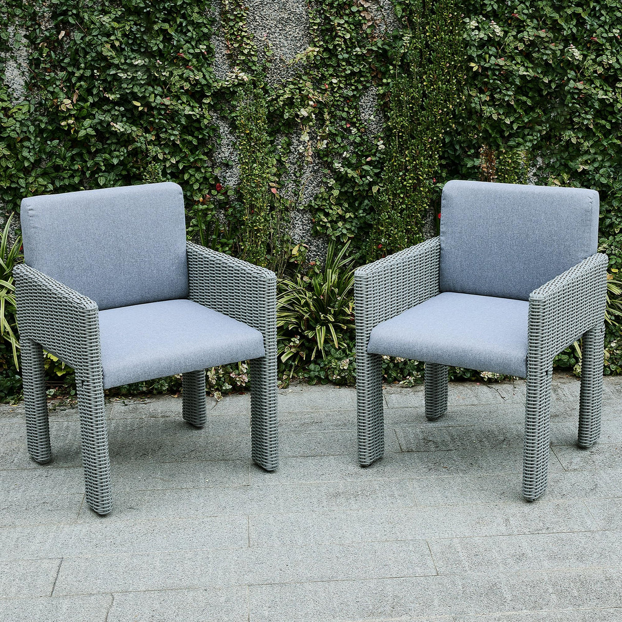 Outdoor Dining Chairs Set of 4, Upholstered Dining Chairs with Sturdy Metal Frame