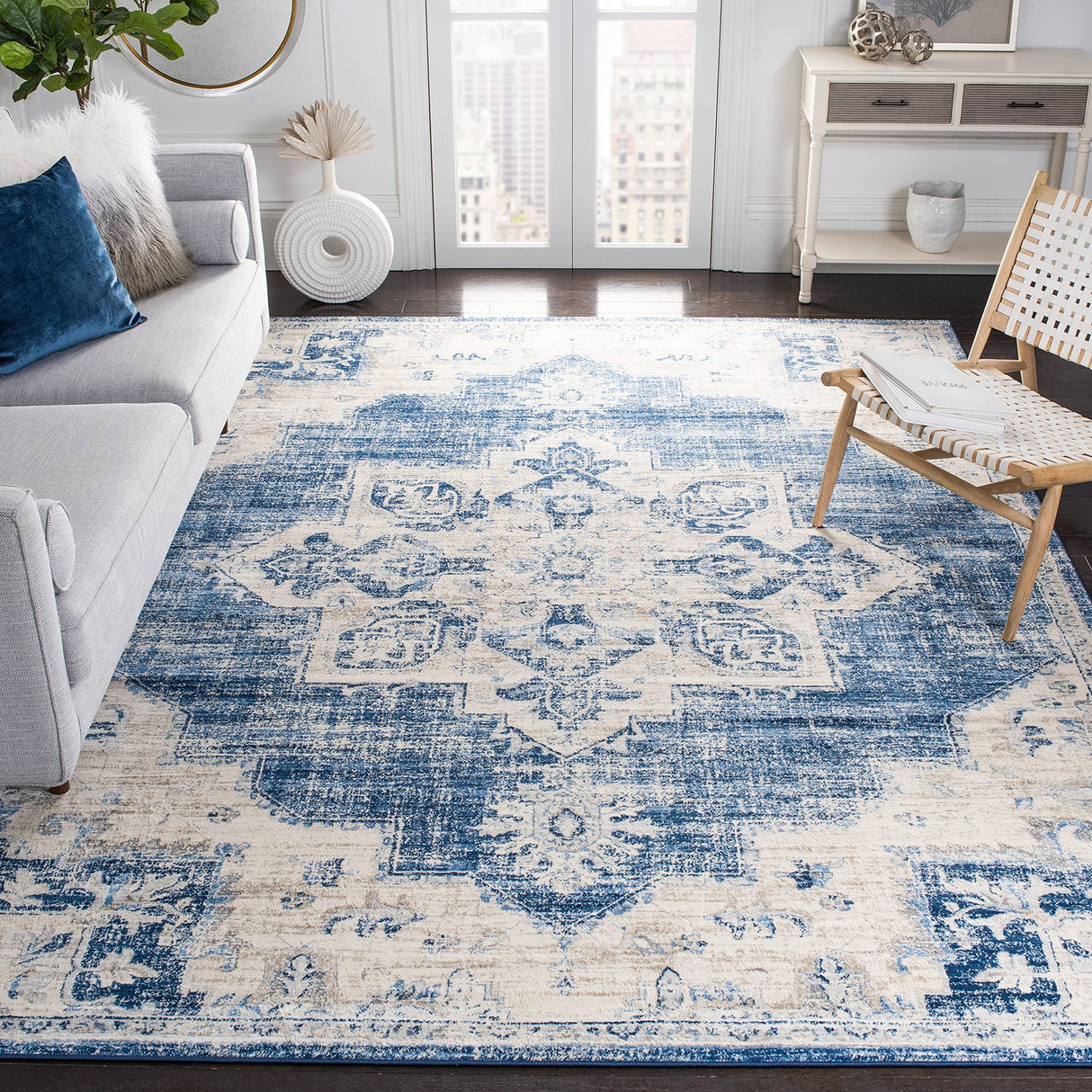 Brentwood Medallion Area Rug 9' x 12' - Ivory & Navy Distressed Design