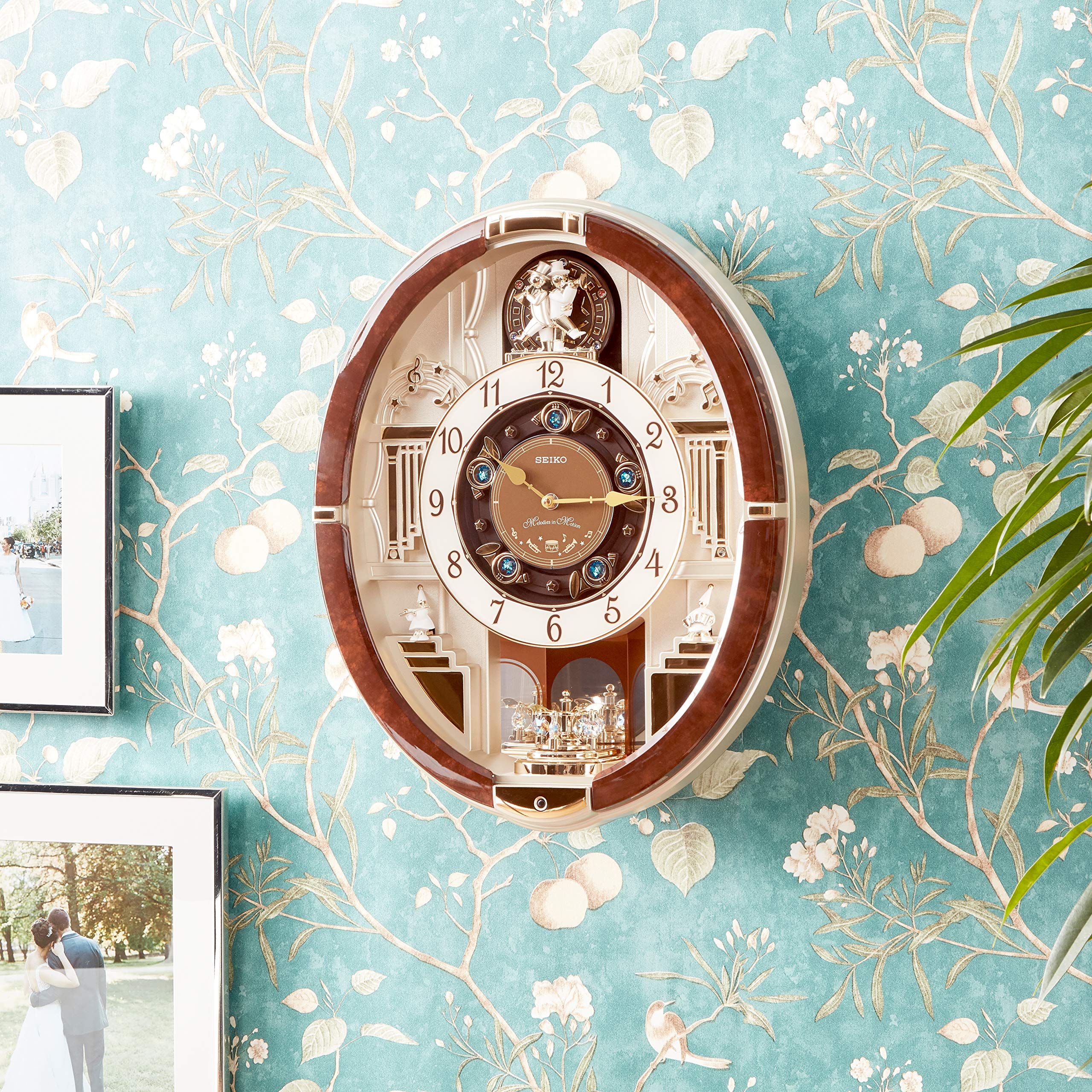 Melodies in Motion Wall Clock, Golden Trumpets