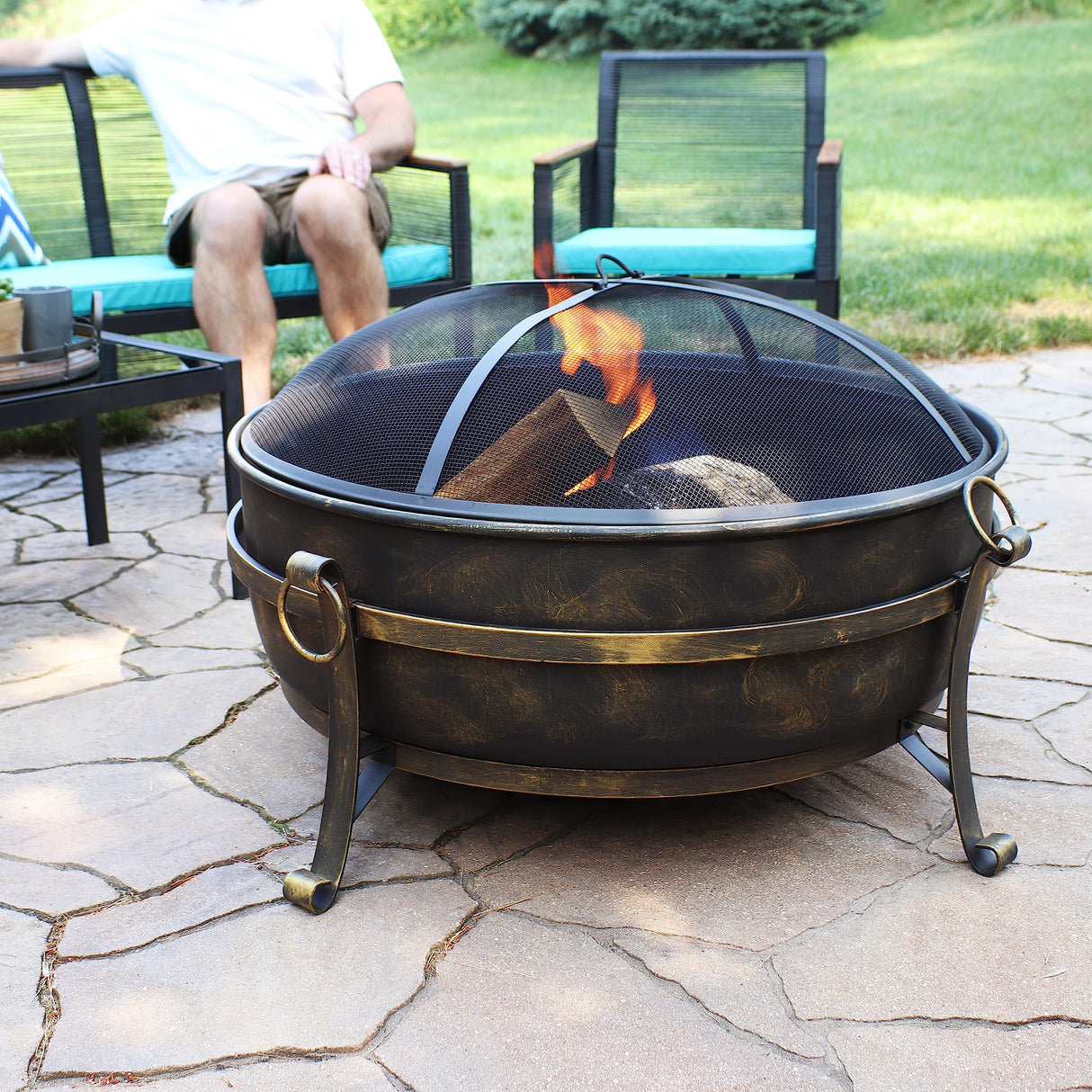 34-Inch Cauldron Style Outdoor Fire Pit Bowl with Spark Screen