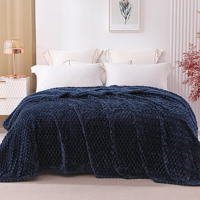 90x104 Inches 3D Clouds Stylish Jacquard Velvet Plush