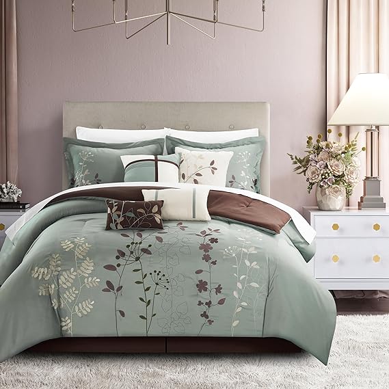 Vines 8-Piece Bedding Set, King Comforter, Sage