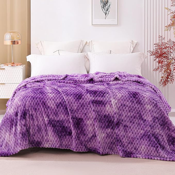 90x104 Inches 3D Clouds Stylish Jacquard Velvet Plush