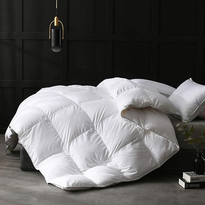 Lightweight King Size Feathers Down Comforter