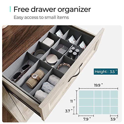 Dresser for Bedroom, Chest of Drawers with Metal Handles, Tall Dresser with 4 Drawers