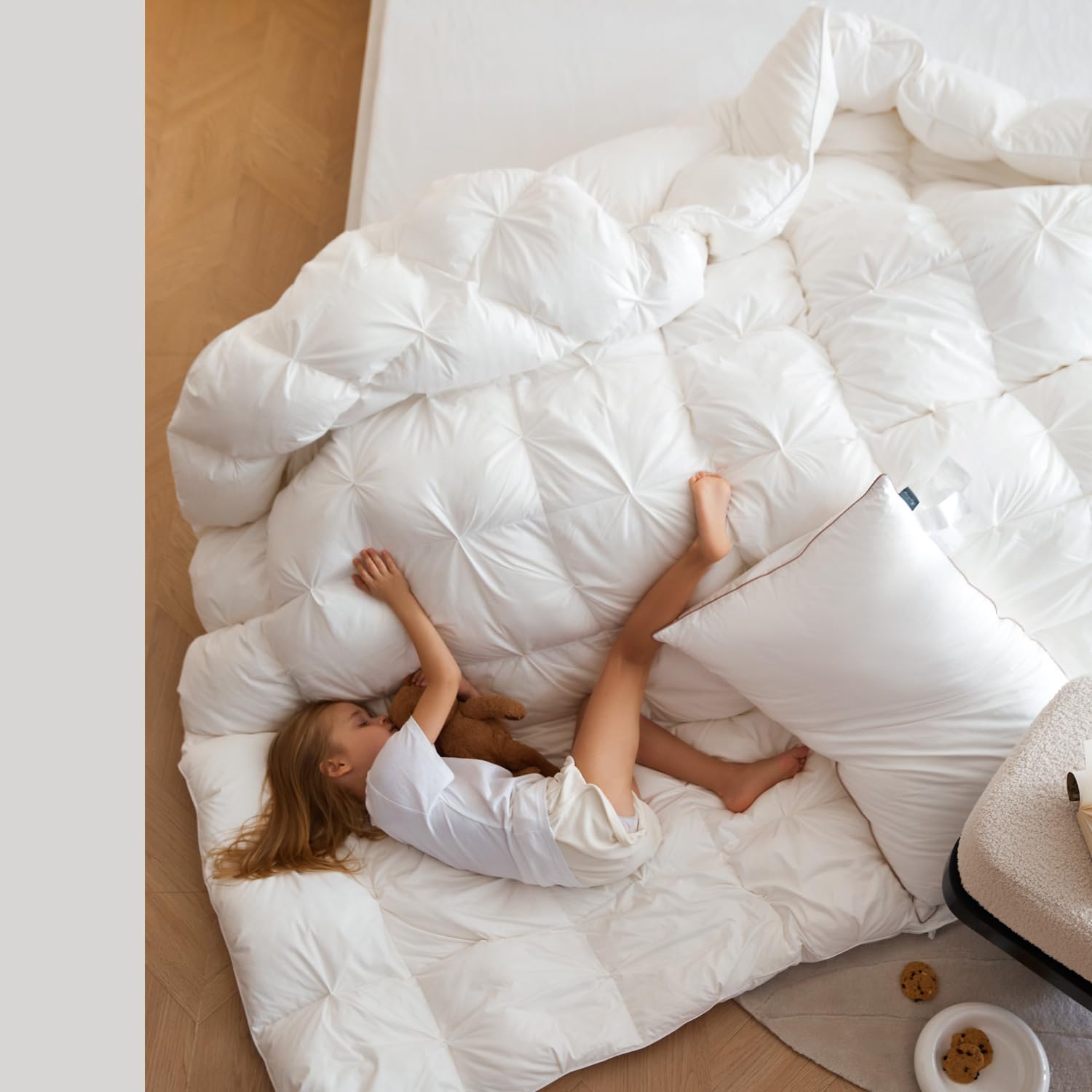 Pinch Pleat King Size Down Comforter - All Season Medium Warm Duvet Insert