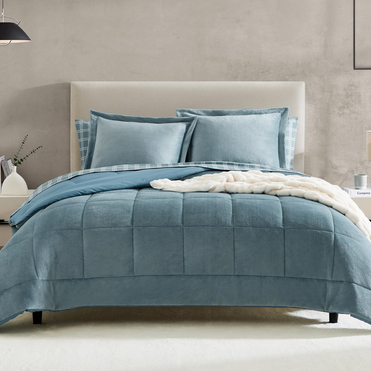 Luxury Bed in A Bag Full Plush, Light Blue 7 Piece Plush Flannel Full Size Bedding Sets