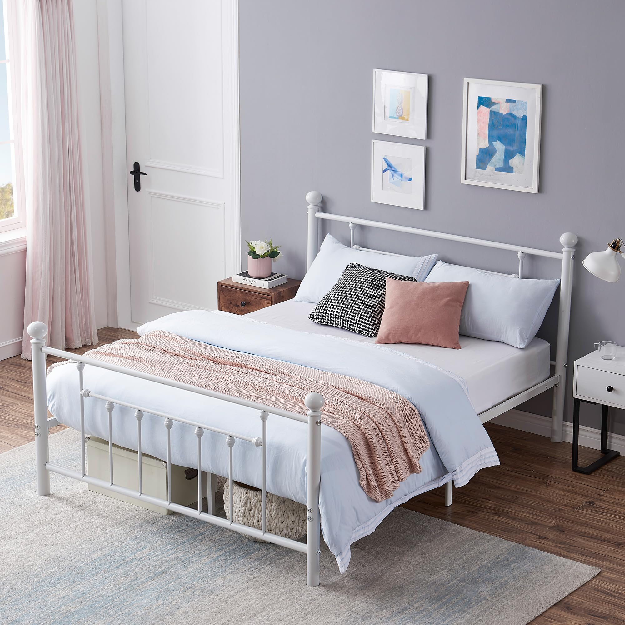 Queen Size Metal Platform Bed Frame with Headboard, No Box Spring Needed/Mattress Fundation