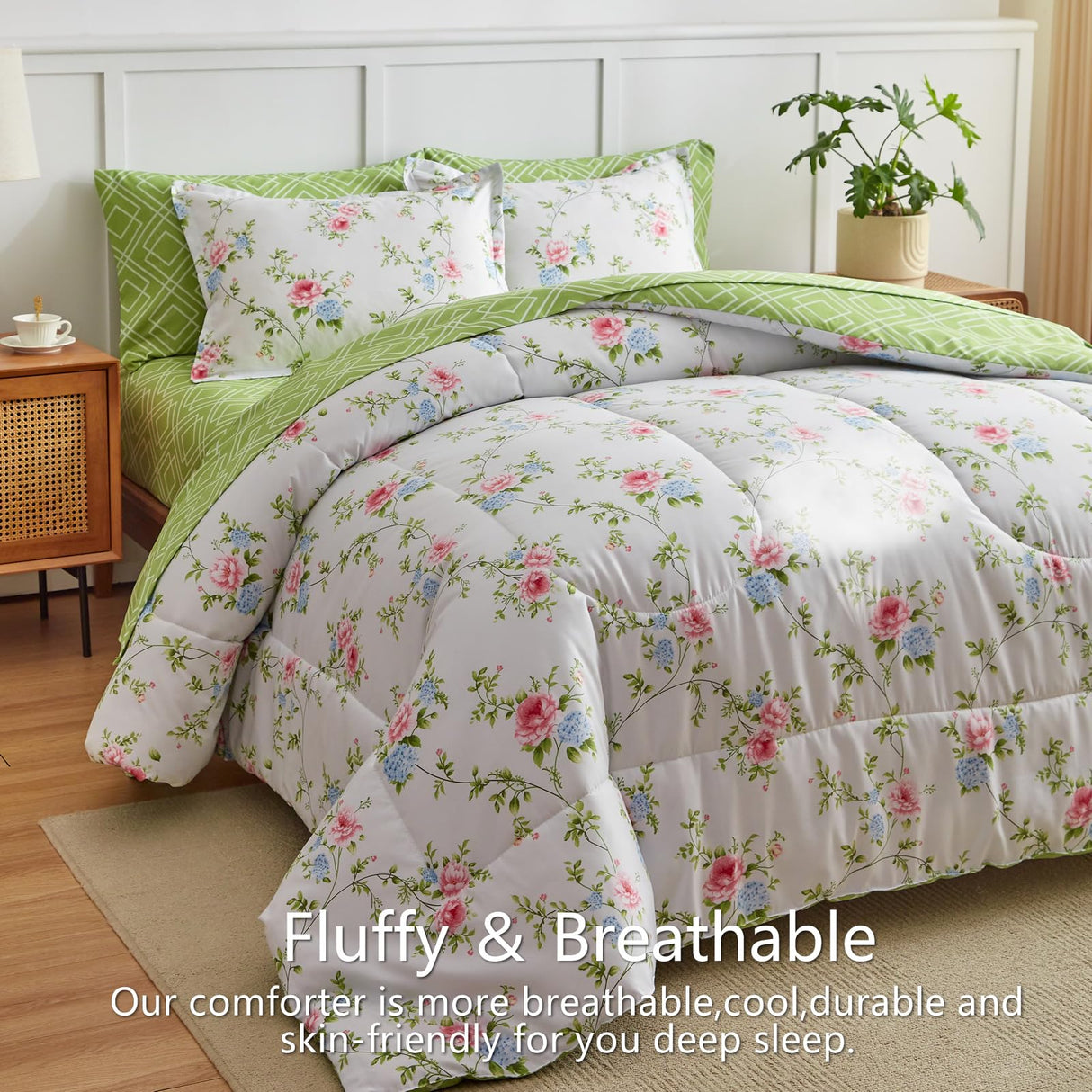 Bed in a Bag 7 Pieces - Floral Print - Soft Microfiber, Reversible Bed Comforter Set