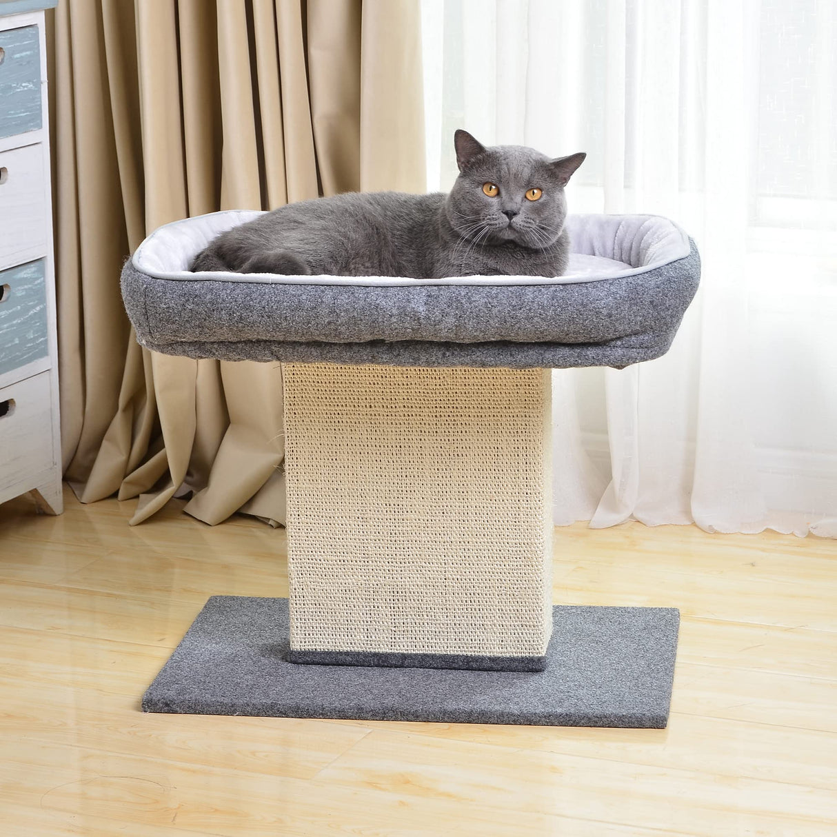 Minimalist Style Design of Cat Tree with Cozy Cat Bed