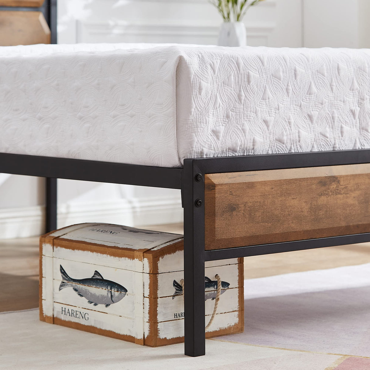 Twin Bed Frame Heavy Duty Metal Platform with Wooden Headboard Footboard Mattress