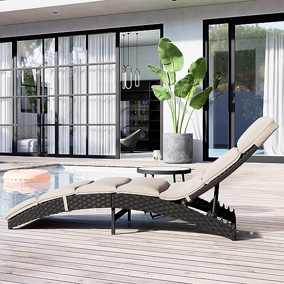 Outdoor Chaise Lounge Mesh Sling Steel Chairs with Woodgrain Texture