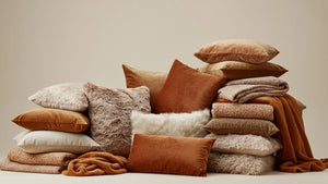Pillows & Throws