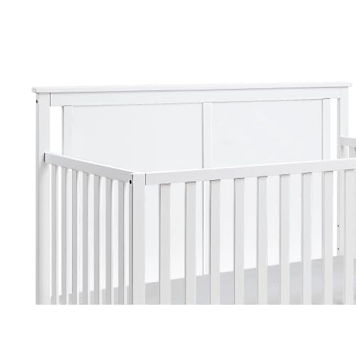 Mini Crib with Mattress Pad，4-in-1 Convertible Crib in White, Greenguard Gold Certified