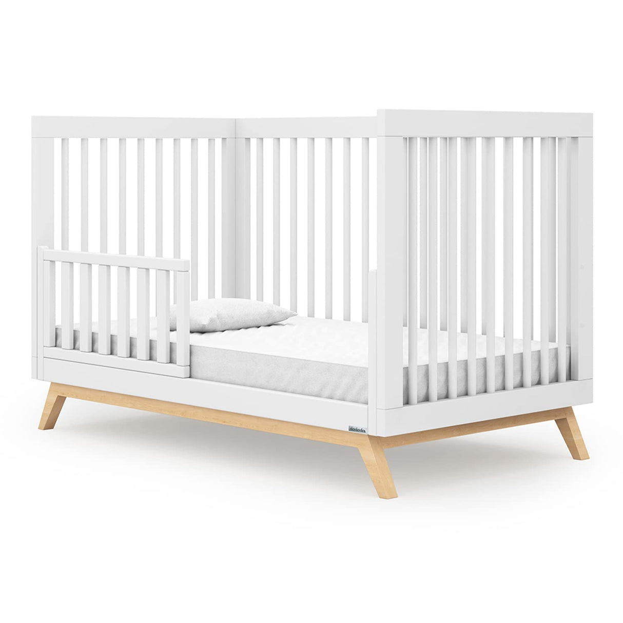 Soho 3-in-1 Convertible Crib – Made in Italy, GREENGUARD Gold, Adjustable Mattress