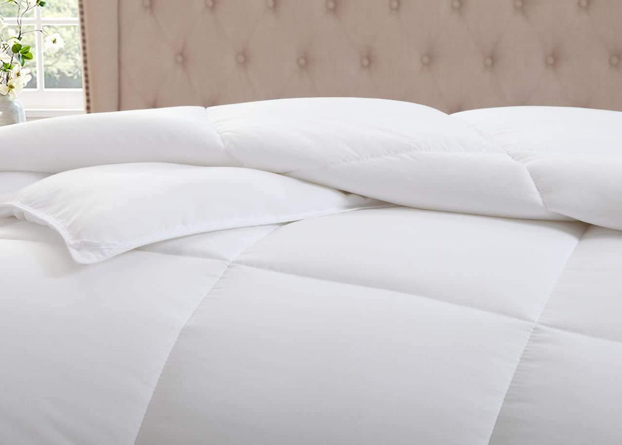 Medium Weight Down Alternative Patchwork Comforter Hypoallergenic - Plush Microfiber