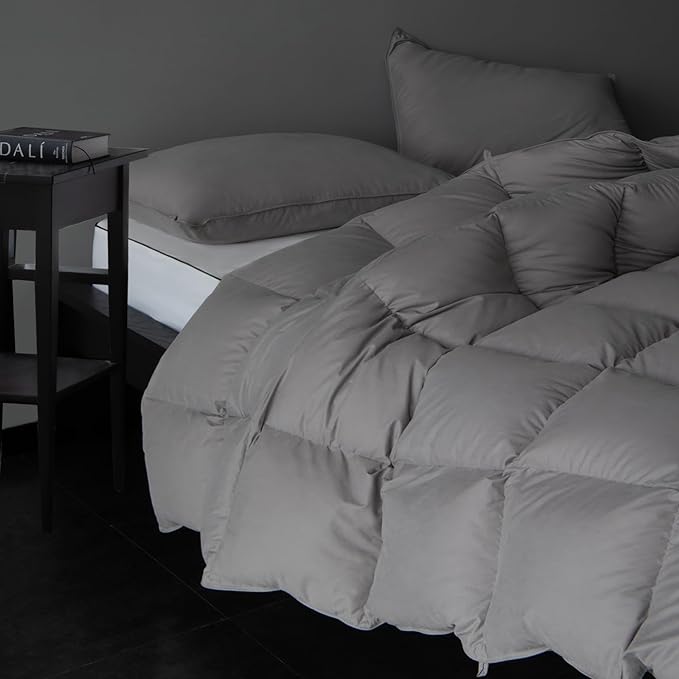 Hungarian Goose Down Comforter Oversized King Size - 850 Fill Power Medium Warmth