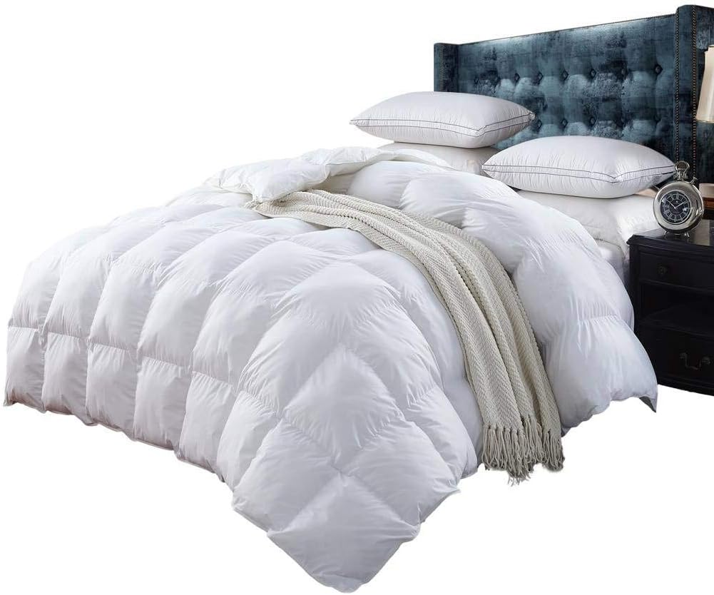 Luxurious Queen Down Comforter 750FP, White