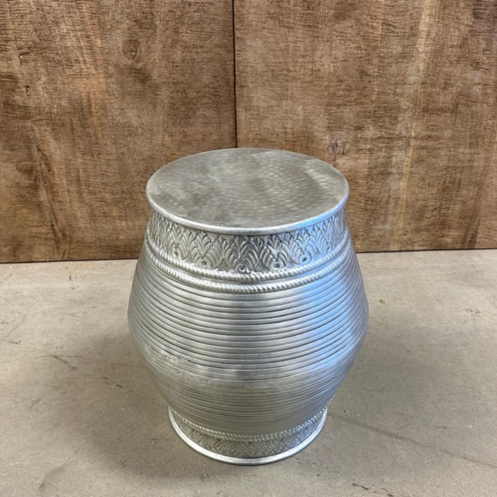 Metal Round End Table, Embossed Aluminum Drum Side Table, Silver Coffee Table
