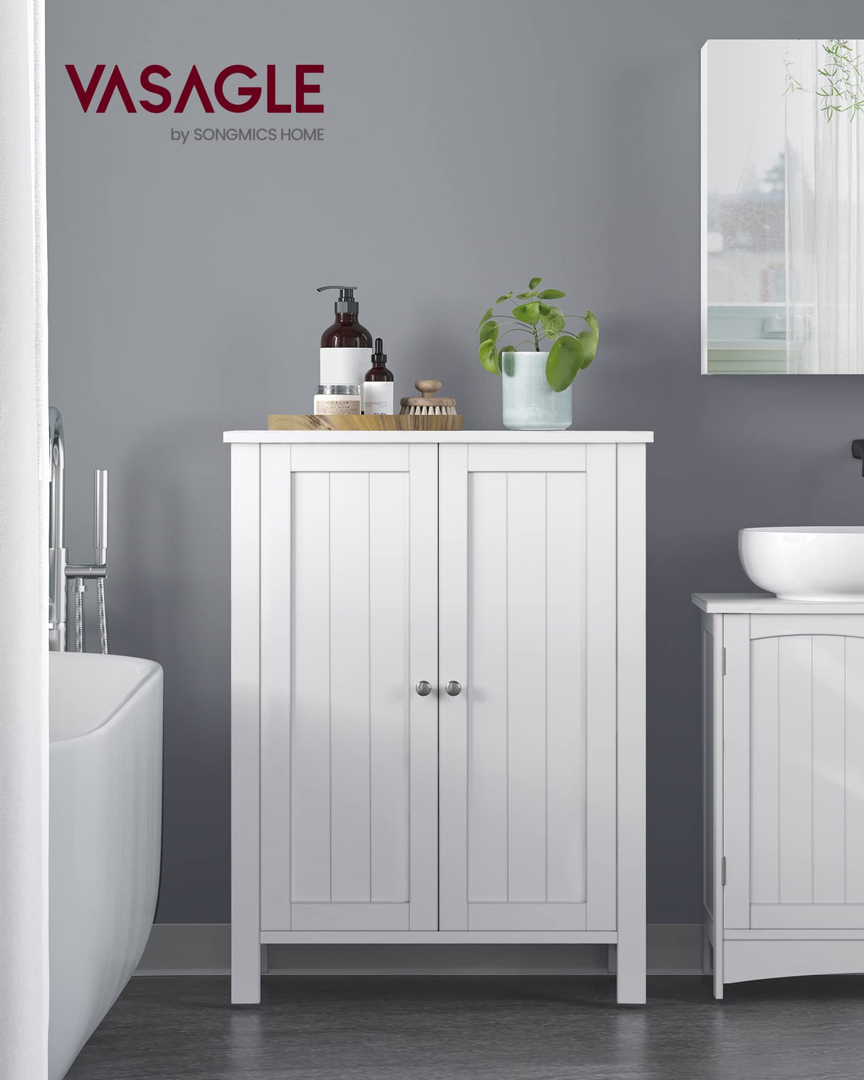 Bathroom Floor Storage Cabinet, Bathroom Storage Unit with 2 Adjustable Shelves,