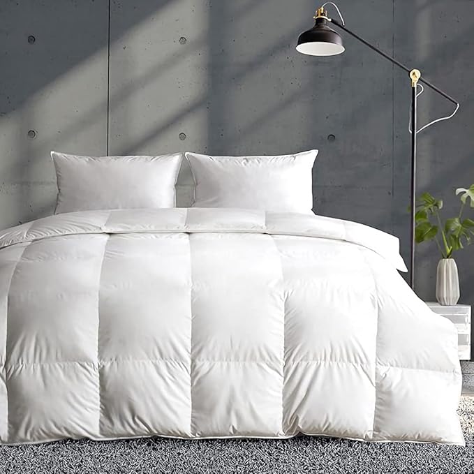 Lightweight Down Feather Fibers Comforter Full/Queen Size, Fluffy Duvet Insert for Warm