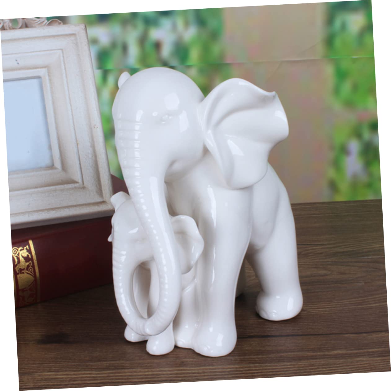 White Porcelain Mother Child Elephant Statue Lifelike Baby Elephant Figurine Elephant
