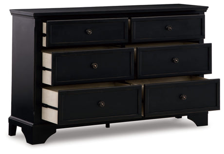 Chylanta Traditional Dresser, Black