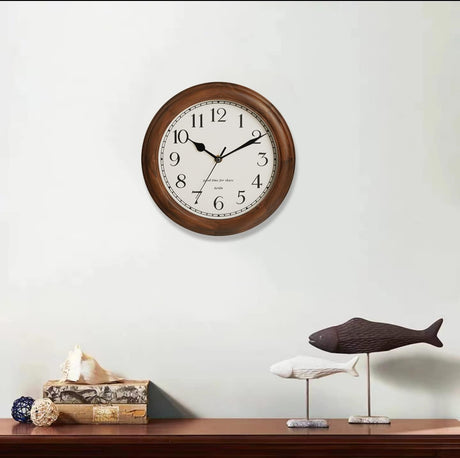 Wooden wall clock with Retro Design, 11 Inches Round Wall Clock Battery Operated Silent Non