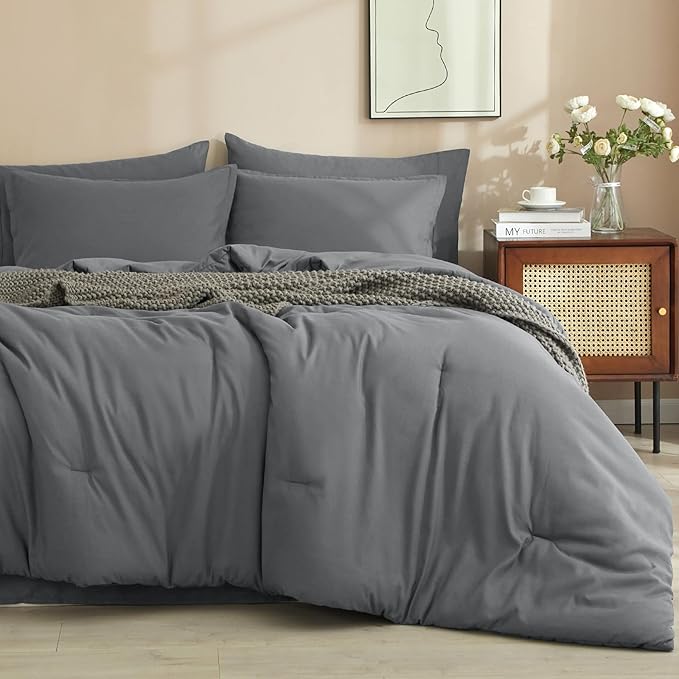 7 Pieces Queen Comforter Set, Bed in A Bag Comforter & 18" Sheet Set All Season