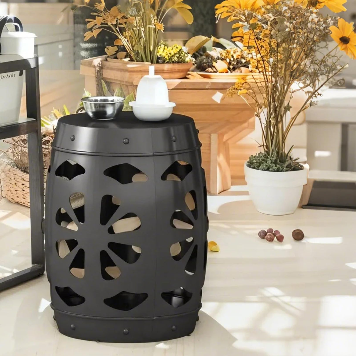 16.5 Inch Metal End Table, Modern Accent Table Industrial Side Tables Iron Frame