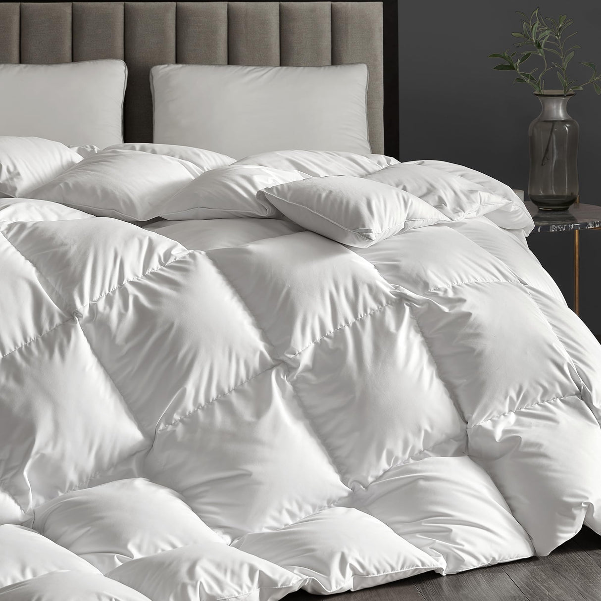 White Goose Down Fiber Comforter Queen, Extra Warmth Fluffy Goose Down Fiber