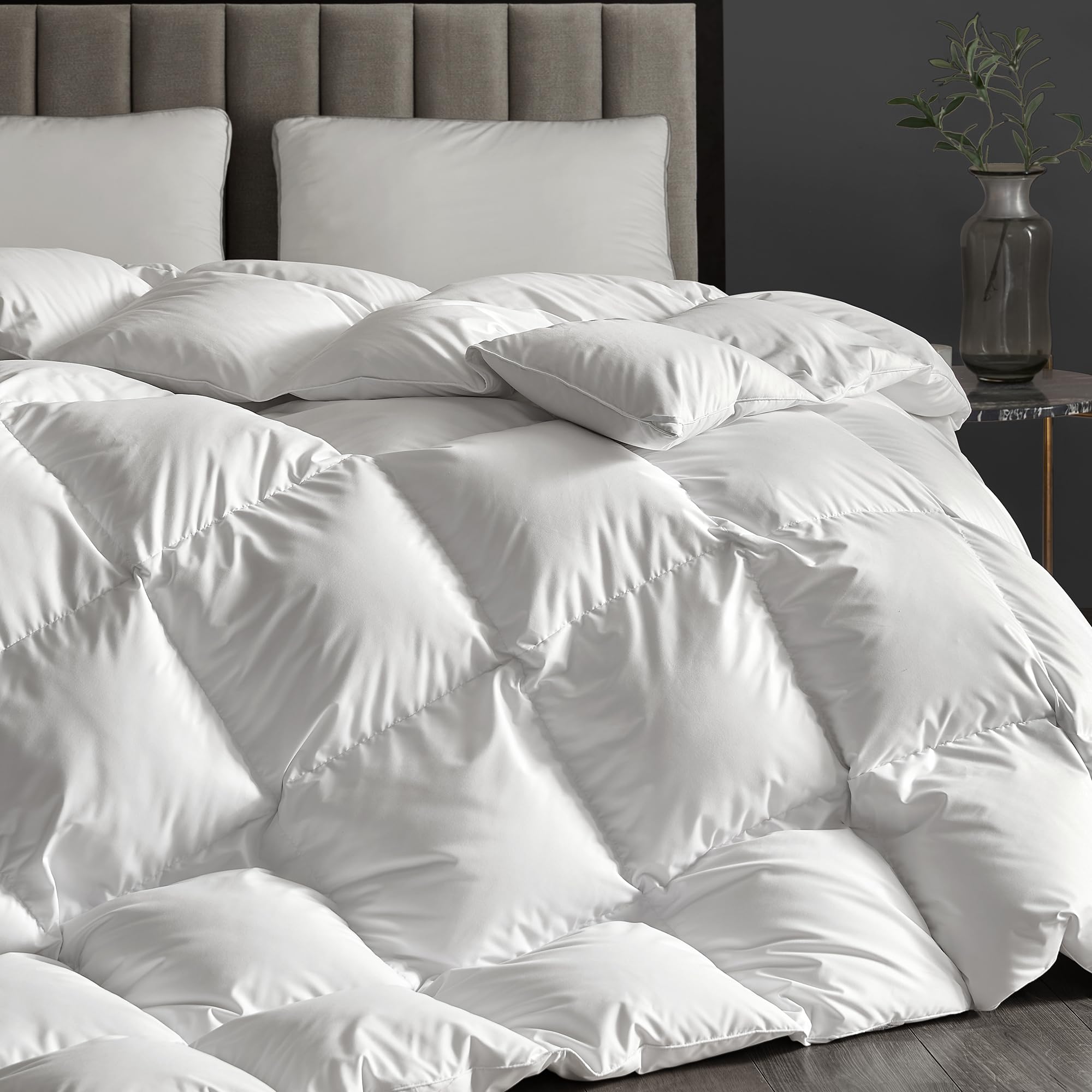 White Goose Down Fiber Comforter Queen, Extra Warmth Fluffy Goose Down Fiber