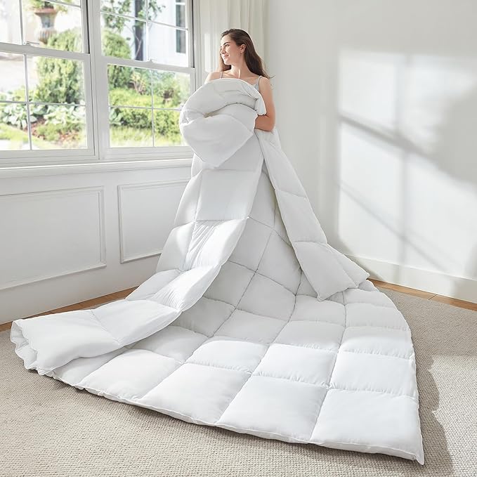 Soft Super King Comforter 120"x98", Extra Large Lightweight Quilted Down