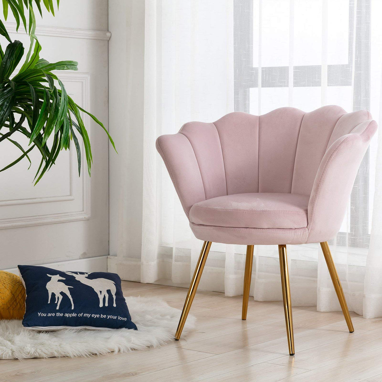 Wahson Velvet Upholstered Living Room Chair, Comfy Accent Seashell Chair Light Pink Barrel Vanity Chair with Seashell Back & Gold Legs, Retro Leisure Accent Barrel Chair, Light Pink