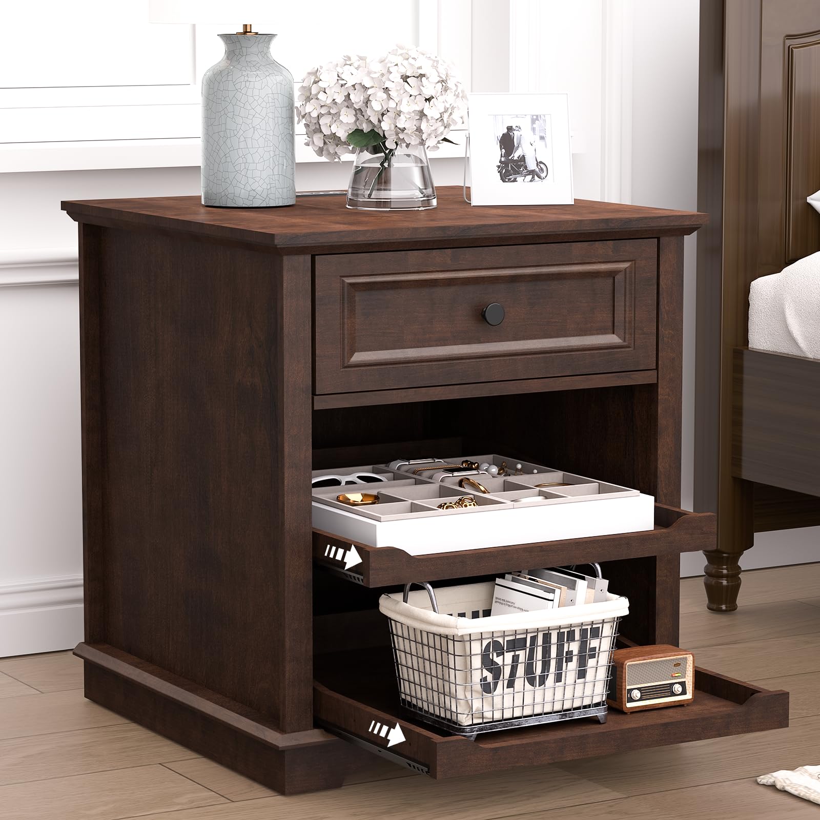 24" Large End Table with Charging Station