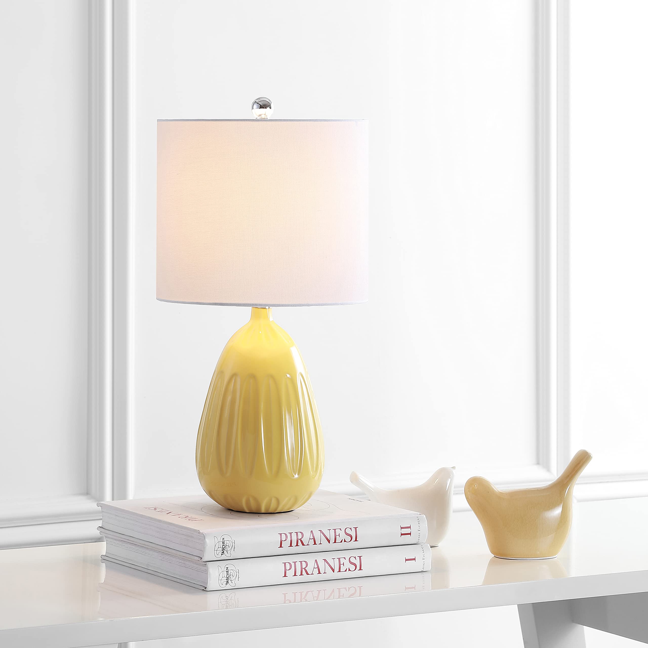 Lighting Collection Linnett Yellow 20-inch Bedroom Living Room Home Office Desk Nightstand Table Lamp