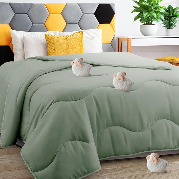 Lightweight Comforter Duvet Insert White, All Season Blanket Breathable Comforters