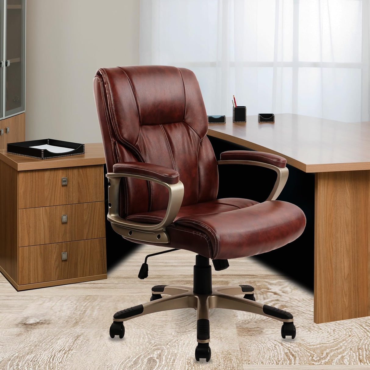 Executive Office Chair Managerial Chair with Soft Padded Armrest, Ergonomic PU Leather