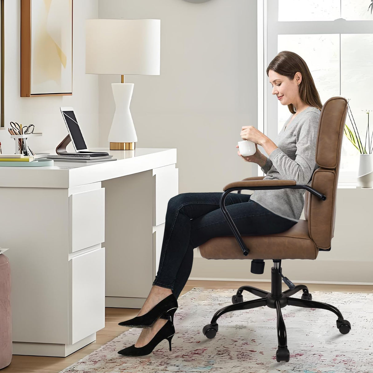 Heavy Duty Leather Office Chair - Mid Century Modern Desk Chair with Lumbar Support, 450LBS