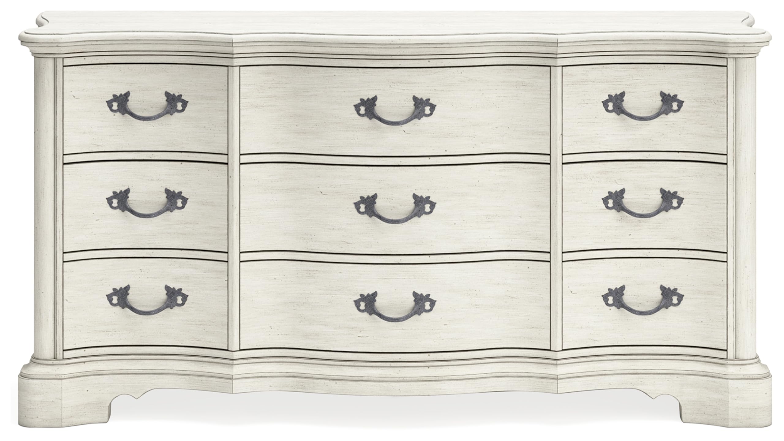 Arlendyne Traditional 9 Drawer Dresser