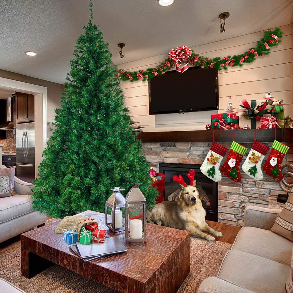 5.5ft 850 Branch Christmas Tree - Realistic and Sturdy Artificial Pine Tree