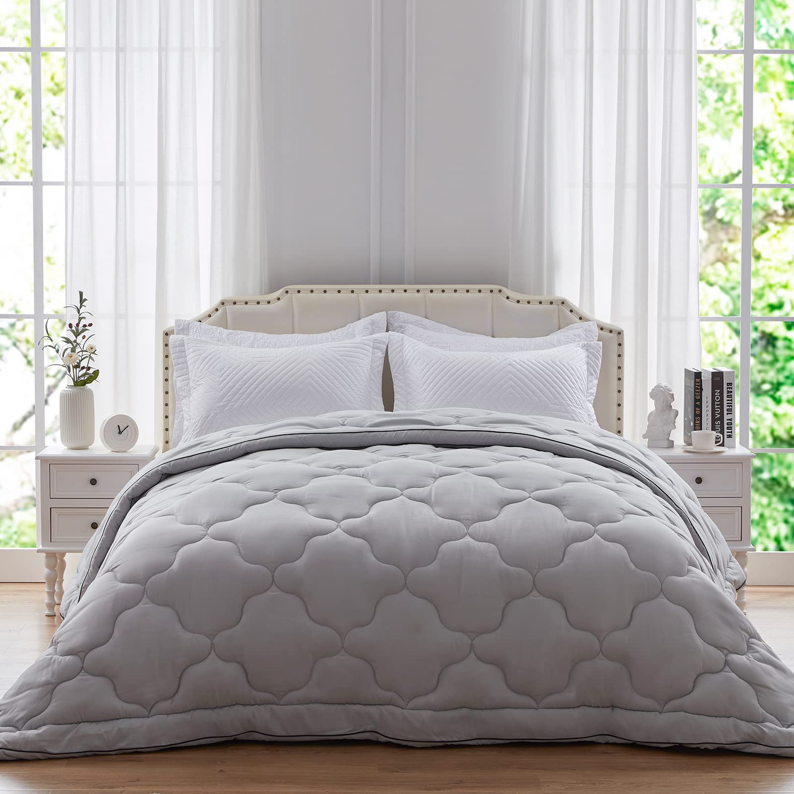 NexHome Comforter Duvet Insert - Quilted Comforters Queen Size, All Season Duvet, Down Alternative Bedding Comforter with Corner Tabs (Light Grey,Queen 88"x88")