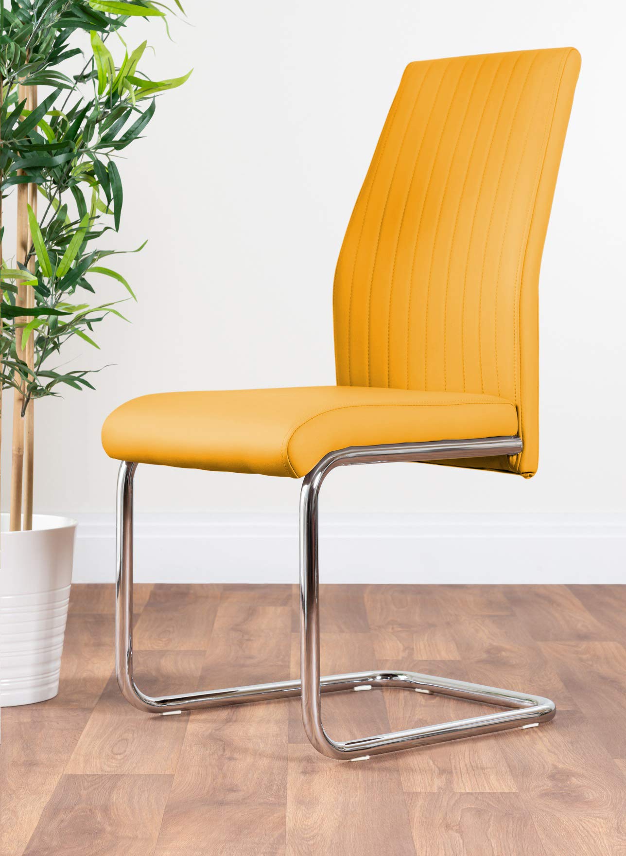 Giovani High Gloss Glass Dining Table with 4 Upholstered Chairs