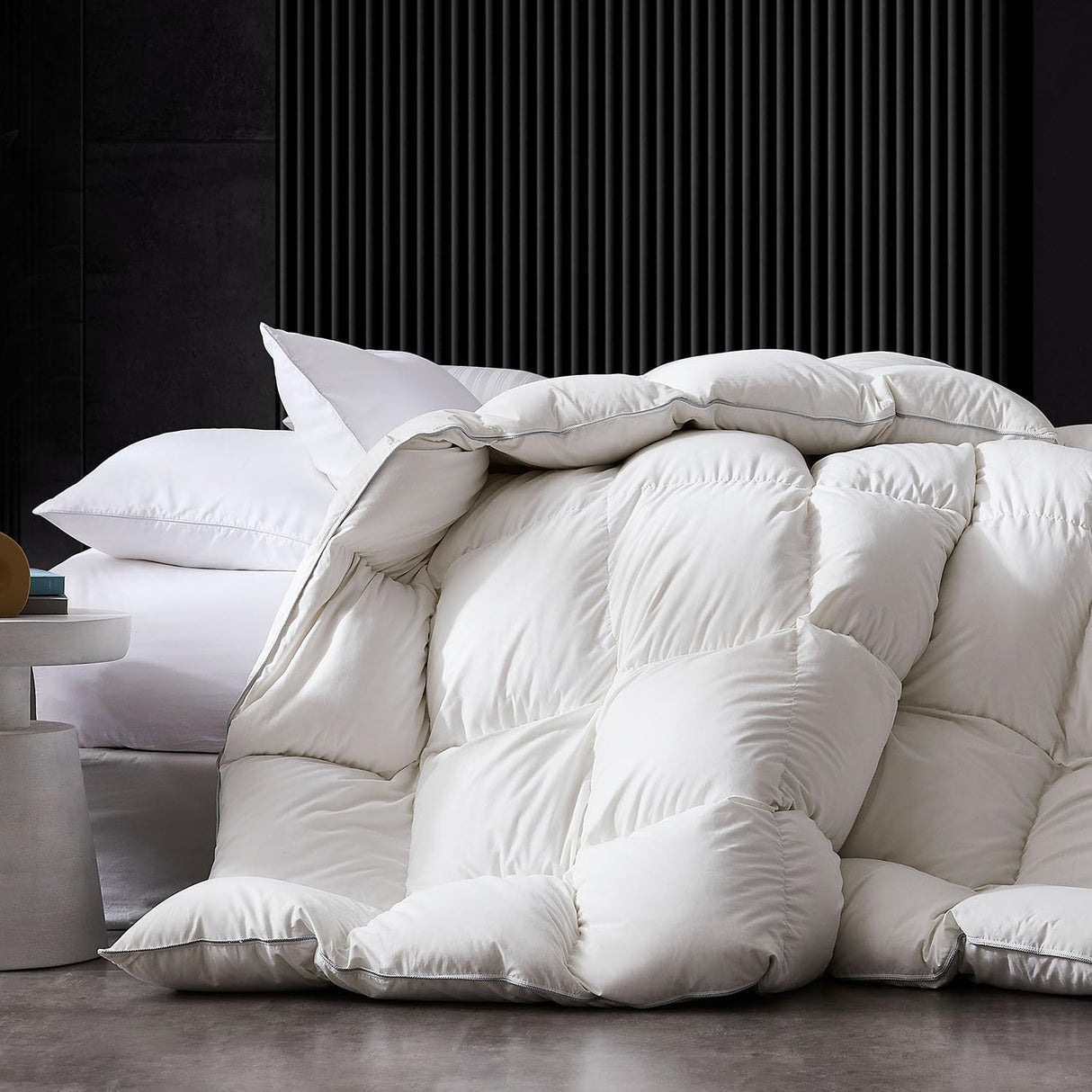Feather Down Comforter King Size，White King Comforter Only, Extra Fluffy Duvet
