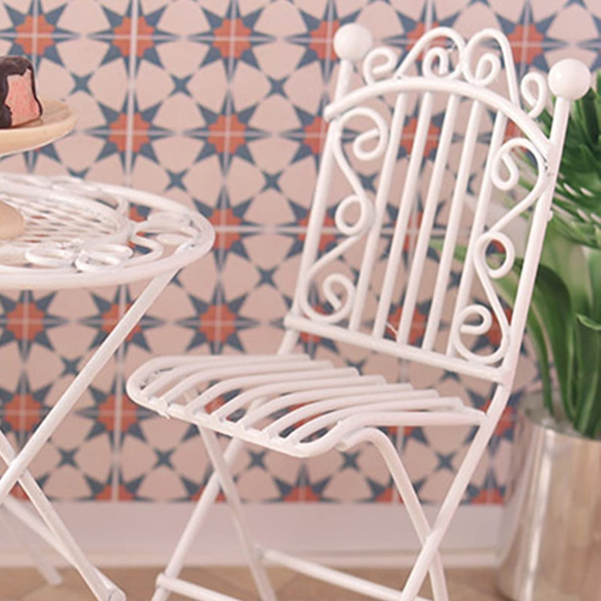 Metal Doll House Bistro Set, White Miniature Doll House Table and Chairs Set, 1/12 Scale Miniature Patio Set Fairy Garden Furniture Ornaments Micro Decor A