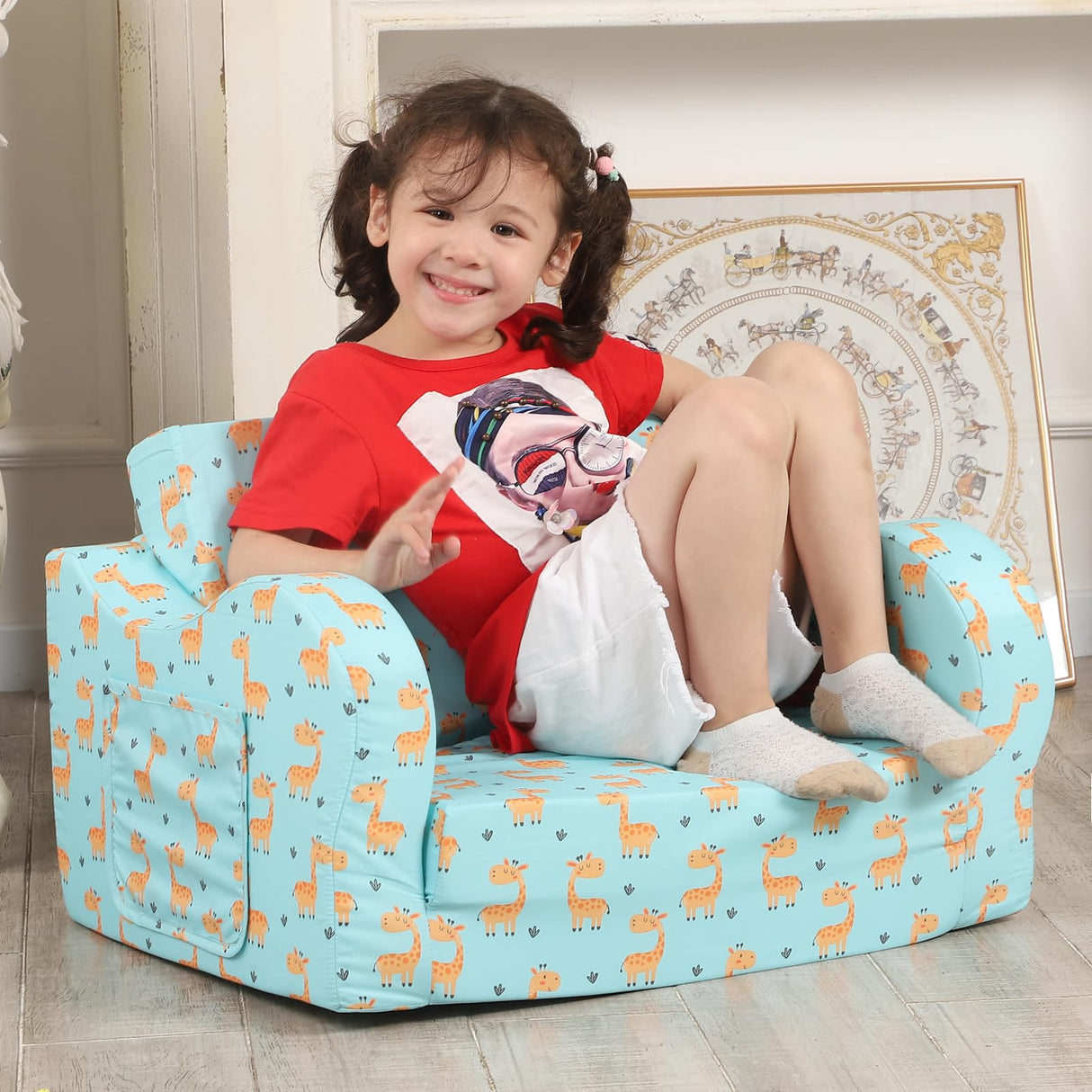 MOMCAYWEX Cute Giraffe Kids Sofa, 2-in-1 Kids Couch Fold Out, Convertible Sofa to Bed for Girls and Boys