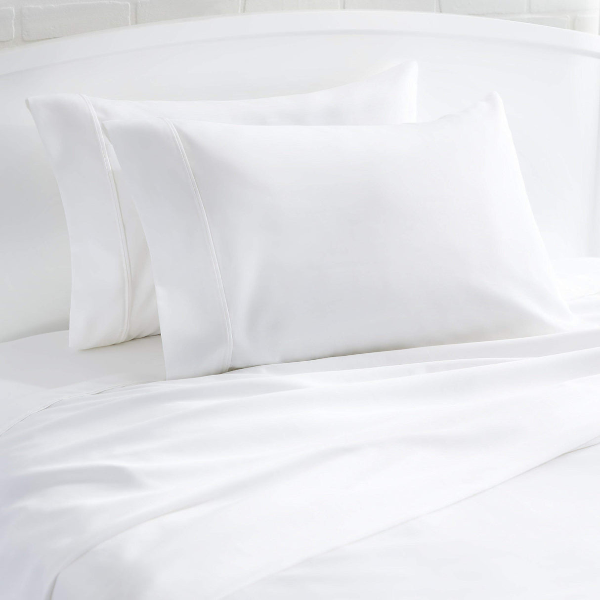 400 Thread Count Cotton Pillow Case, Standard, 30" L x 20" W, White - Set of 2